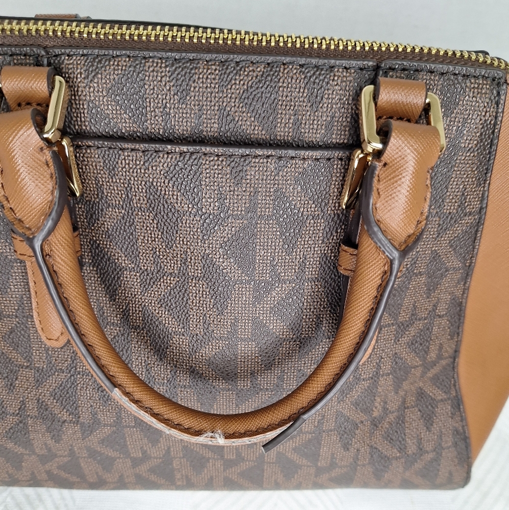 Michael Kors Ciara Womens Tan & Brown Signature Monogram Logo Satchel Bag Medium - Picture 16 of 16